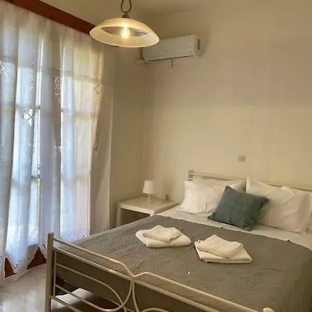 Апартаменти George 6