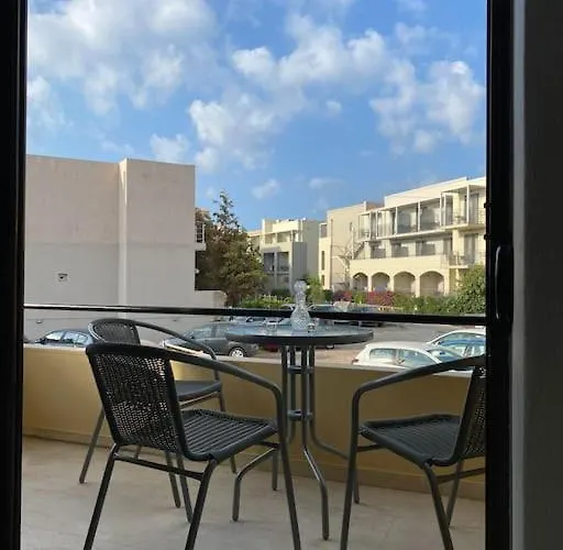 George 6 Apartament Retimno