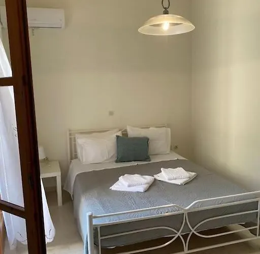 George 6 * Rethymno (Crete)